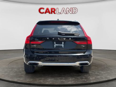 Used 2018 Volvo V90 T6 Cross Country w/ Convenience Package AWD/4WD image 5