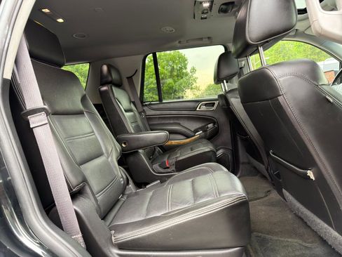 Used 2017 GMC Yukon Denali w/ Open Road Package AWD/4WD image 18