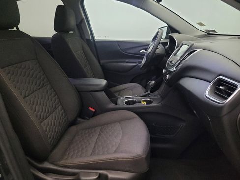 Used 2018 Chevrolet Equinox LT image 21