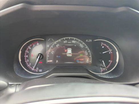 Certified 2025 Toyota RAV4 XLE Premium AWD/4WD image 16