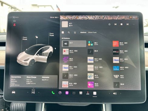 Used 2018 Tesla Model 3 Long Range image 18