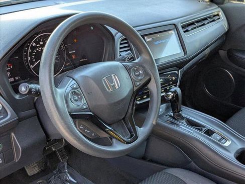 Used 2022 Honda HR-V EX image 10