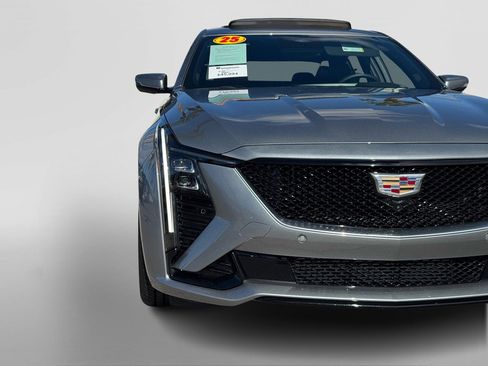 Used 2025 Cadillac CT5 Sport image 11