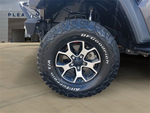 Used 2020 Jeep Wrangler Sport image 14