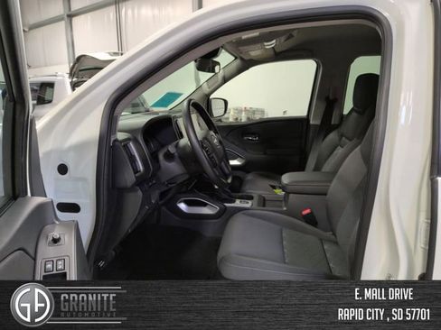 New 2026 Nissan Frontier SV w/ Tow Package AWD/4WD image 9