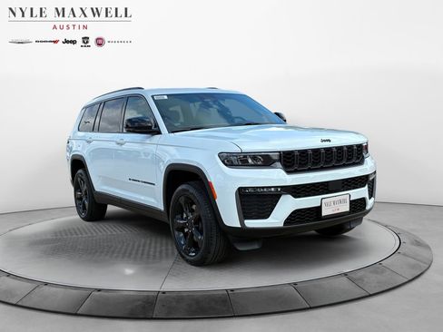 New 2026 Jeep Grand Cherokee L Limited AWD/4WD image 2