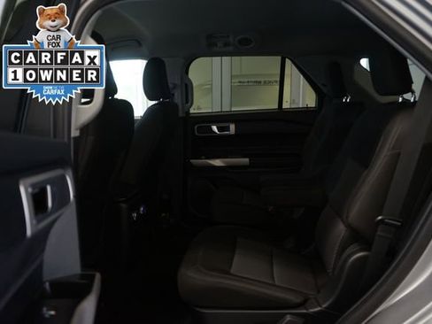 Certified 2022 Ford Explorer XLT image 30