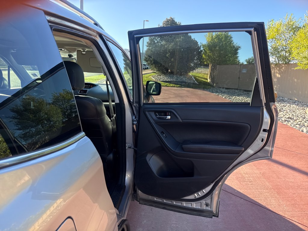Used 2017 Subaru Forester 2.0XT Premium AWD/4WD image 21