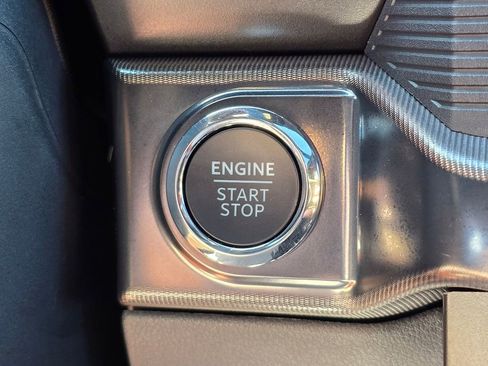 Used 2025 Ford F150 Raptor AWD/4WD image 20