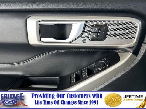 Certified 2022 Ford Explorer Limited w/ Equipment Group 301A image 11