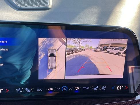 Certified 2024 Chevrolet Traverse RS image 18