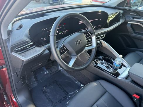 Used 2025 Audi Q5 Premium Plus w/ Premium Plus AWD/4WD image 11