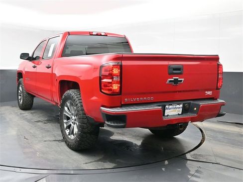 Used 2018 Chevrolet Silverado 1500 Custom w/ Custom Value Package image 7