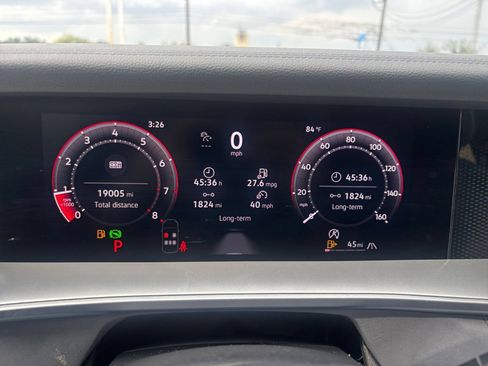 Used 2026 Volkswagen Tiguan SE AWD/4WD image 41