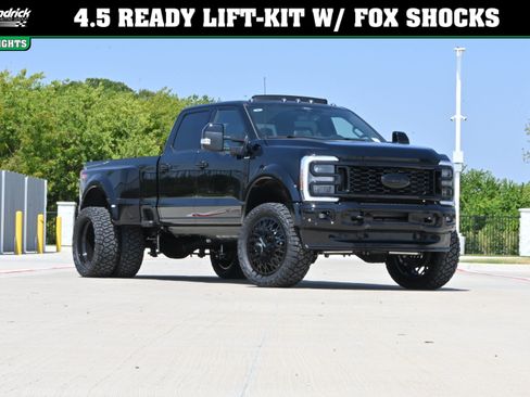 Used 2026 Ford F450 Platinum w/ FX4 Off-Road Package AWD/4WD image 2