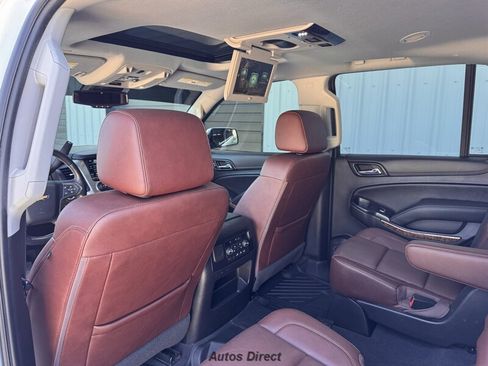 Used 2020 Chevrolet Tahoe Premier w/ Premier Plus Edition AWD/4WD image 26