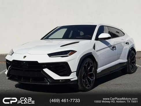 Used 2023 Lamborghini Urus Performante image 1