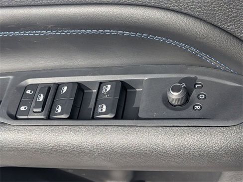 New 2026 Jeep Compass Limited image 15