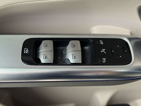 Certified 2026 Mercedes-Benz GLC 300 image 37