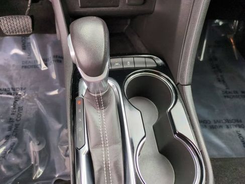 Used 2023 Buick Encore GX Select w/ Safety Package II AWD/4WD image 23