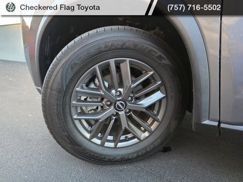 Used 2023 Nissan Rogue S image 13