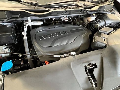New 2026 Honda Odyssey Touring image 11