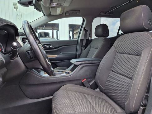 Used 2019 GMC Acadia SLE FWD image 15