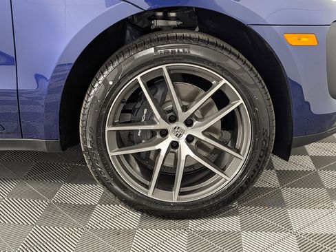 New 2026 Porsche Macan AWD/4WD image 14