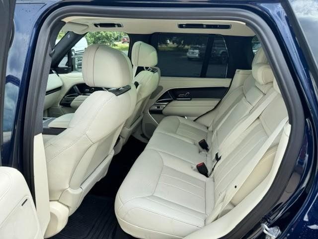 Used 2023 Land Rover Range Rover SE AWD/4WD image 15