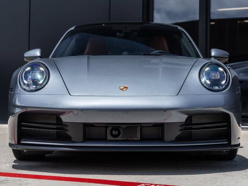 Used 2025 Porsche 911 Carrera S RWD image 8