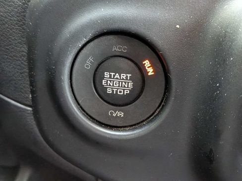 Used 2021 Jeep Gladiator Sport AWD/4WD image 30