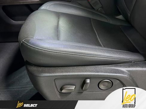 Used 2024 Chevrolet Silverado 2500 LTZ w/ LTZ Convenience Package AWD/4WD image 20