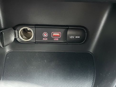 Used 2018 Kia Sportage LX image 32