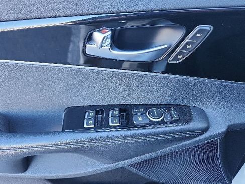 Used 2018 Kia Sorento SX AWD/4WD image 12