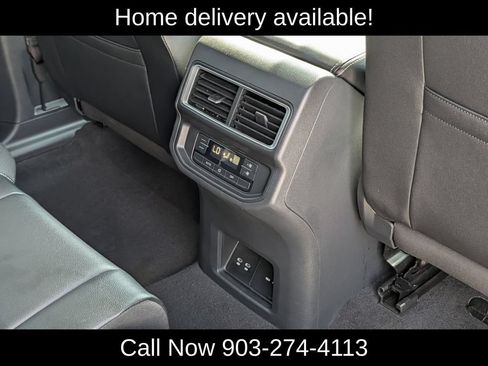 Used 2025 Volkswagen Atlas SE AWD/4WD image 30