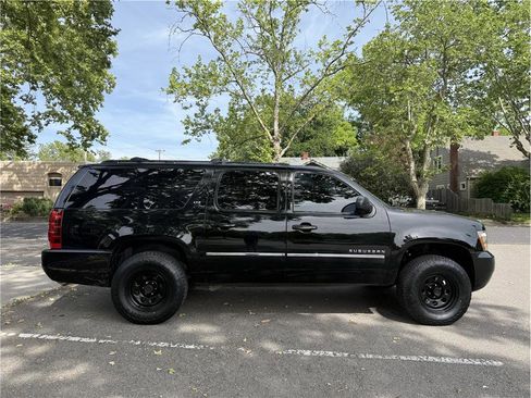 Used 2013 Chevrolet Suburban LTZ AWD/4WD image 6