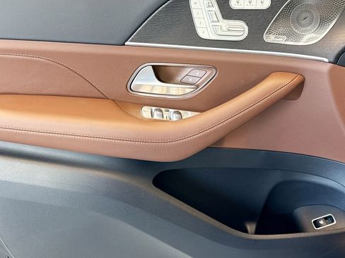 New 2026 Mercedes-Benz GLS 450 4MATIC image 16