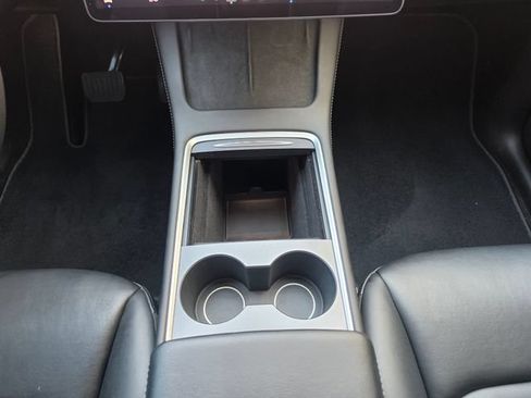 Used 2023 Tesla Model Y Long Range AWD/4WD image 33