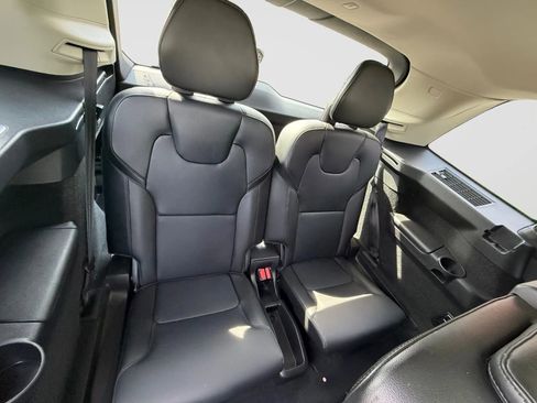 Used 2019 Volvo XC90 T5 Momentum image 20
