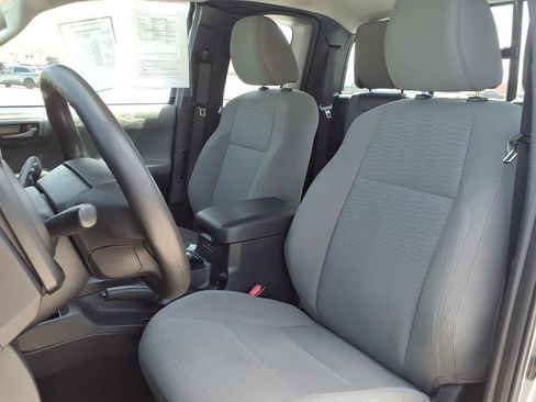 Used 2018 Toyota Tacoma SR w/ SR Convenience Package AWD/4WD image 20