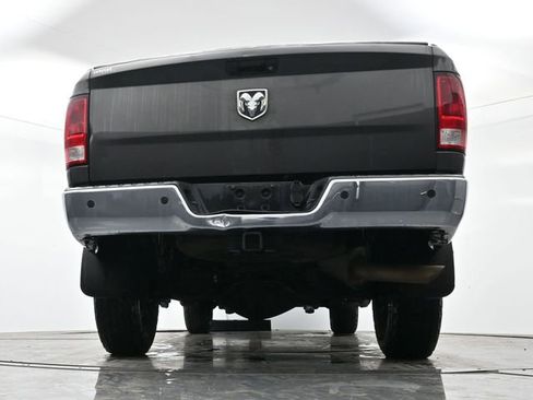 Used 2018 RAM 2500 Tradesman w/ Chrome Appearance Group image 14