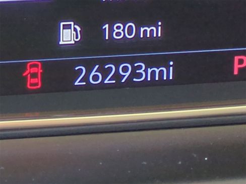 Used 2021 GMC Yukon Denali w/ Denali Ultimate Package image 12