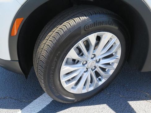 Certified 2024 Cadillac XT4 Luxury w/ Cold Weather Package image 25