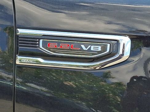 Used 2024 GMC Sierra 1500 Denali w/ Technology Package AWD/4WD image 24
