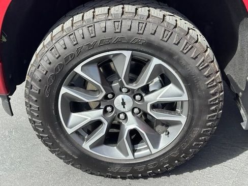 Certified 2023 Chevrolet Silverado 1500 RST AWD/4WD image 14
