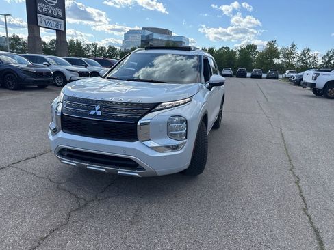 Used 2022 Mitsubishi Outlander SEL AWD/4WD image 15