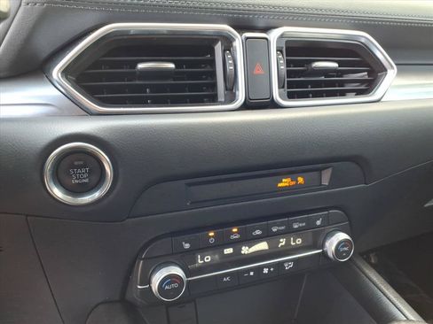 Used 2020 MAZDA CX-5 Touring FWD image 11