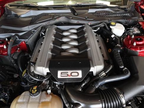 Used 2015 Ford Mustang GT RWD image 29