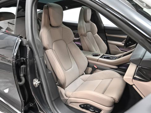 Used 2021 Porsche Taycan Turbo S image 35