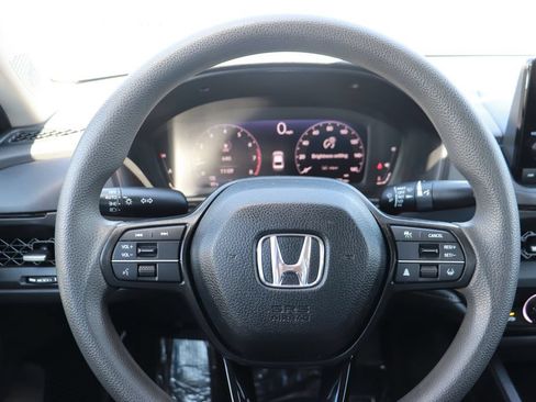 Used 2024 Honda Accord EX image 19